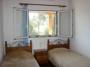 Olympia Paxos Szálloda Gáiosz