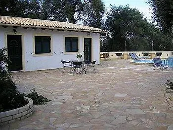 Olympia Paxos Otel 4*