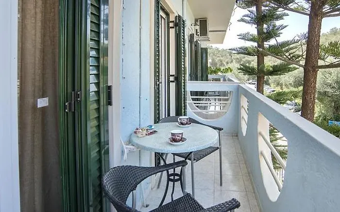 Otel Olympia Paxos 4*