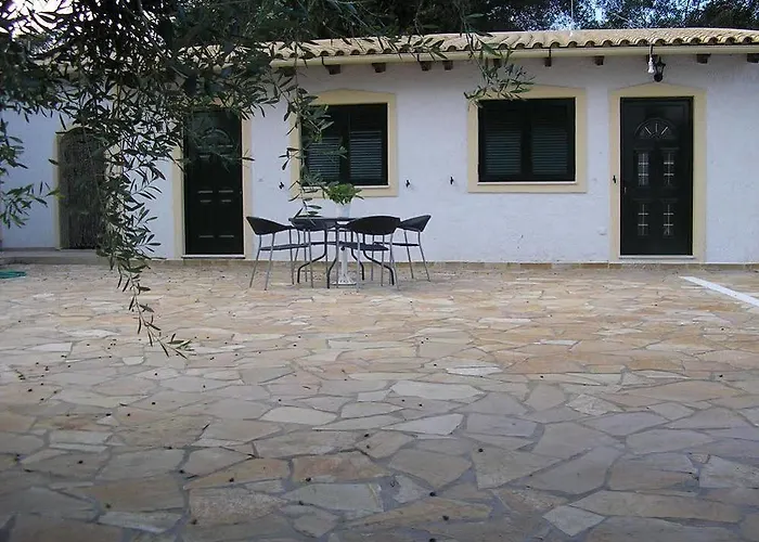 Olympia Paxos Otel